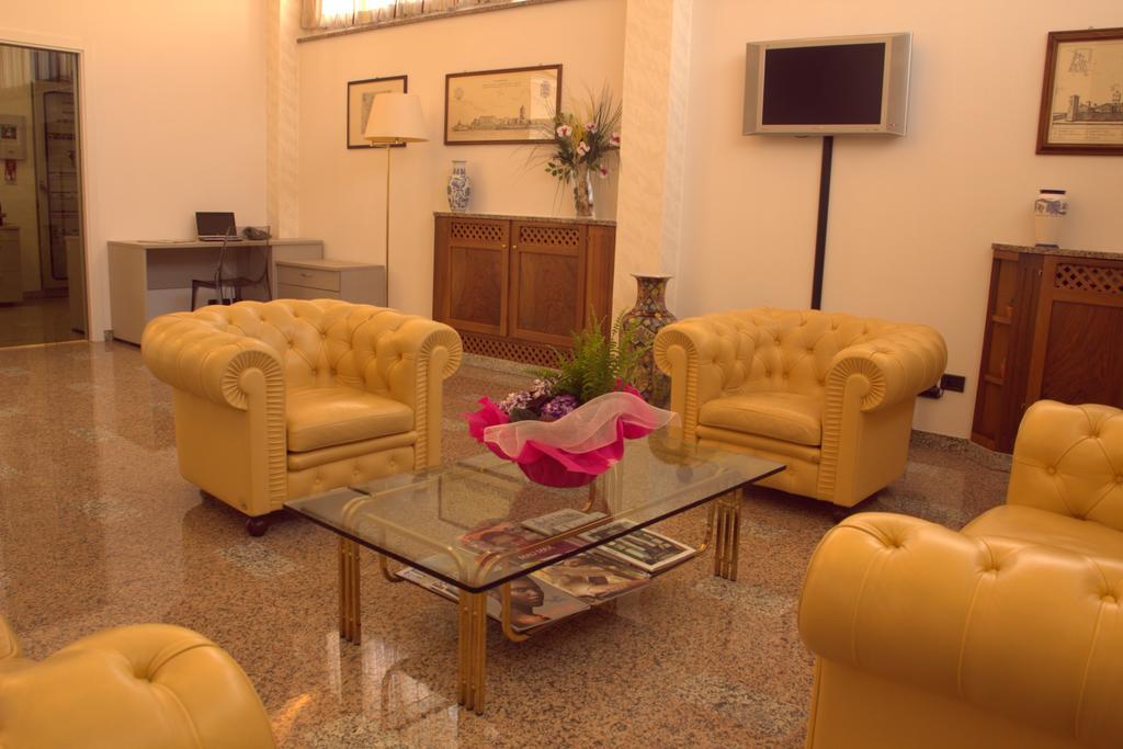 Hotel Pico Mirandola Kültér fotó